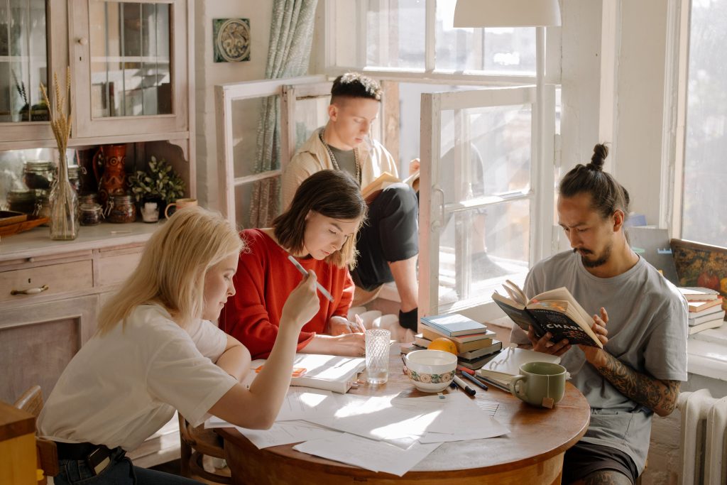 Where can I find content marketing groups or organizations?